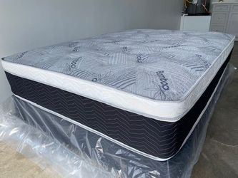 Full Euro Bamboo Pillow Top Mattress!•••