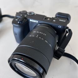 Sony CX 6600 Camera With Lens