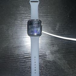 Apple Watch Series 8 GPS + Cellular