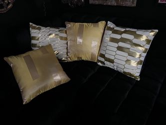 Brand New Set Of 4 Pillow Covers