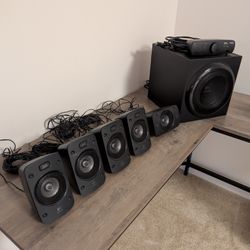  Surround sound speakers system (Logitech z906 5.1)