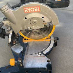 Ryobi 10” Compound Miter Saw