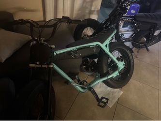Super 73 z Miami