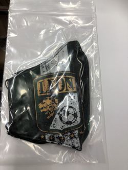 Cubre bocas del leon.