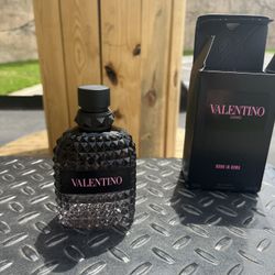 Valentino Cologne 