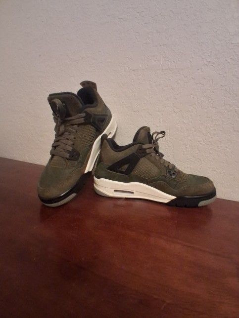 Jordan 4 Olive Mediums