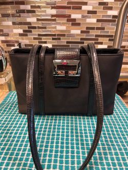Mondani New York Dakota black structured tote.
