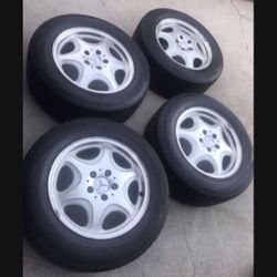 4 —- 225/60r16 5x112 5x4.41 Stock Mercedes S420 Rims Wheels Tires Good 80% Treads !!!