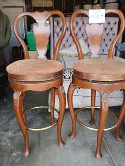 Barstool Chair Set - Greaf Condition 