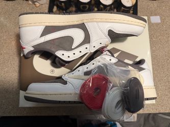 Travis Scott Air Jordan 1 Reverse Mocha size 11