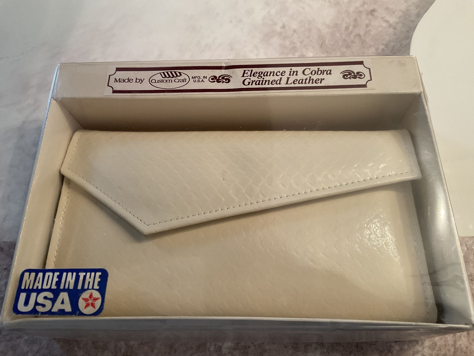 Women’s  Cobra Grained Leather Wallet (New)