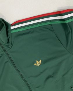 Adidas tracksuit L 150