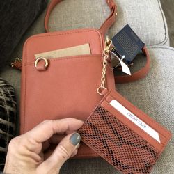 BRAND NEW LEATHER CROSSBODY BAG 
