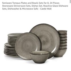 Dinnerware Set