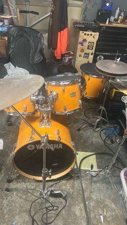 Yamaha 5 pc w/symbols