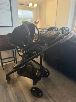 Maxi Cosi Car seat Stroller & Base