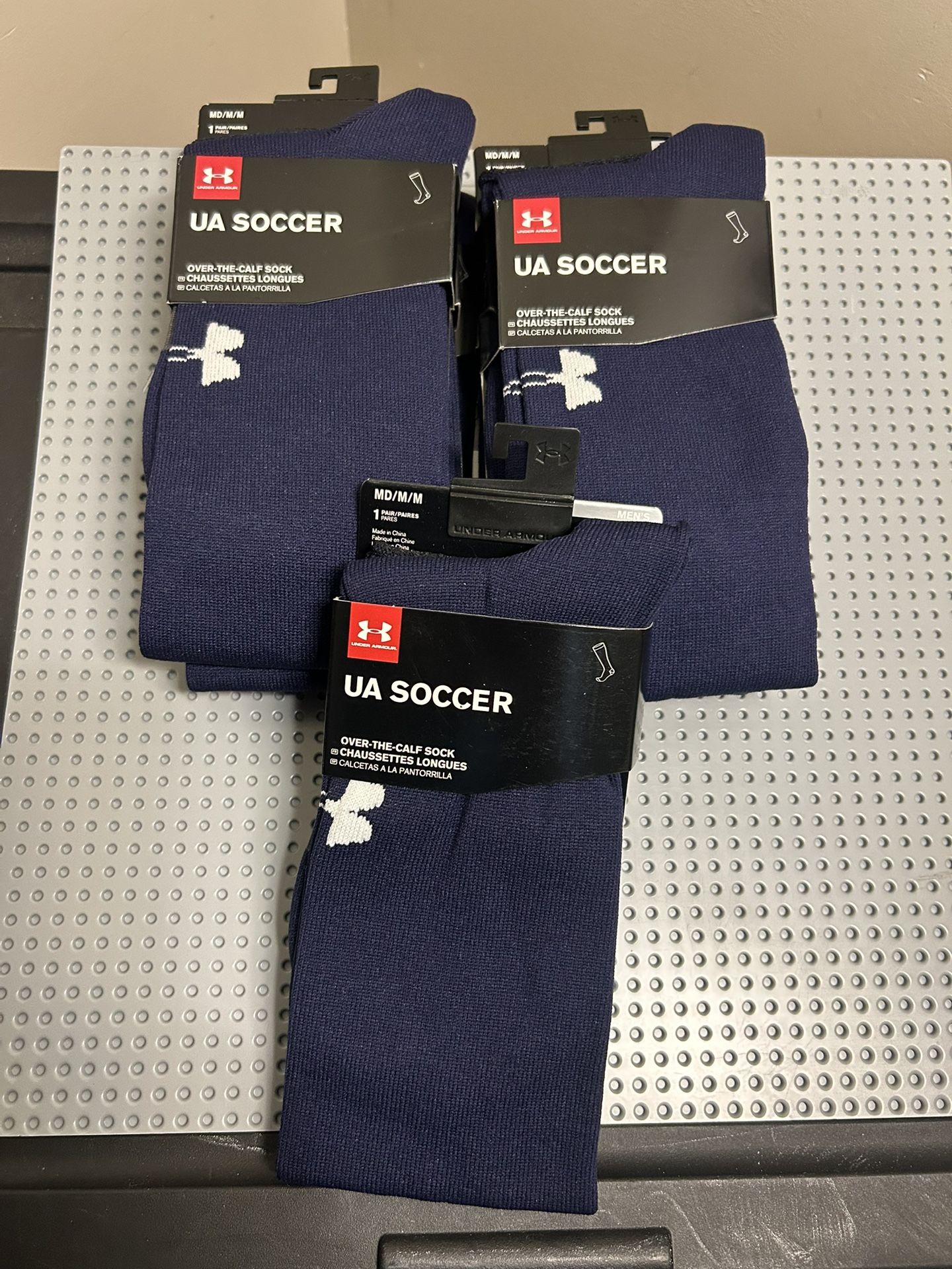 NEW BLUE UNDER ARMOUR SOCCER SOCKS ALL SIZE- MEDUIM 