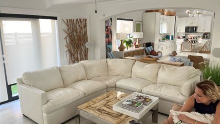 Sectional sofa
