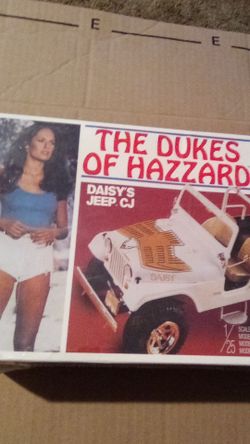 Dukes of Hazzard Daisy's Jeep CJ 1/25 Scale Model Kit