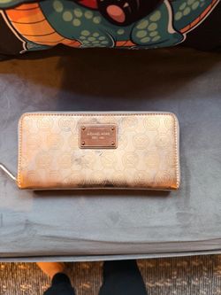 Michael Kors Jet Set Monogram rose gold