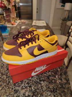 Dunk Low GOLD WHITE DEEp 10.5 M