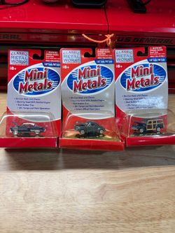 Mini metal HO scale cars