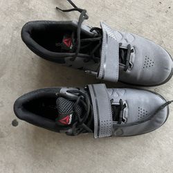 Reebok Platform Shoes 9 Men’s