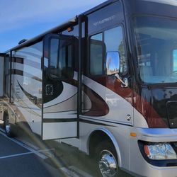 2012 Fleetwood Bounder 36r