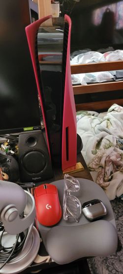 Ps5 Red. Console only. No controller. Comes with a remote.