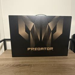 💻 Acer Predator Helios 18 [NEW/UNOPENED]