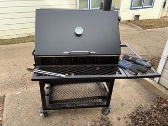 High End Charcoal/Smoker Grill