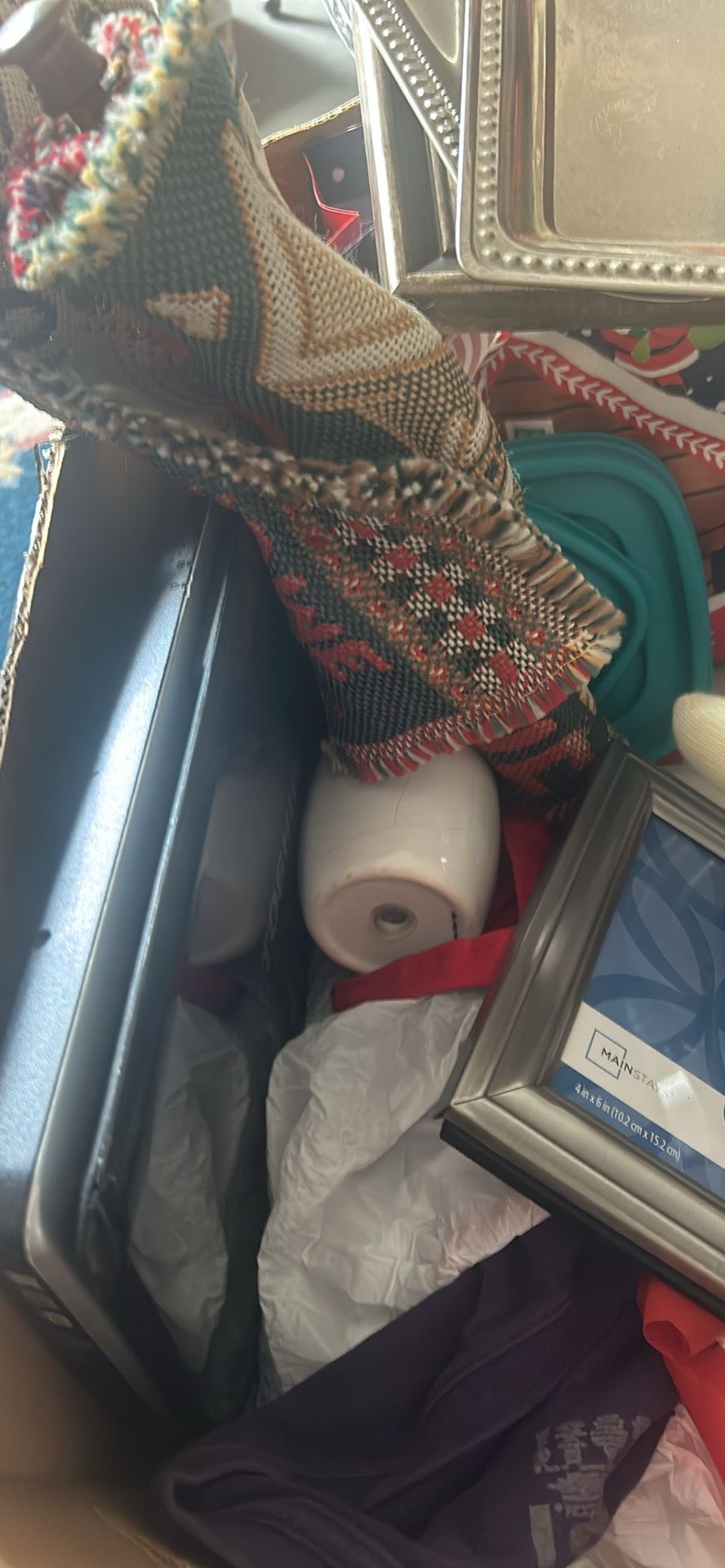 Miscellaneous box of goods