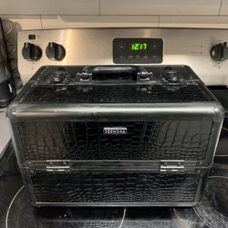 Sephora Make Up Train Case