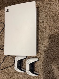 PS5 disc version $500 obo