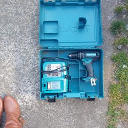Makita Drill W Charger And Box