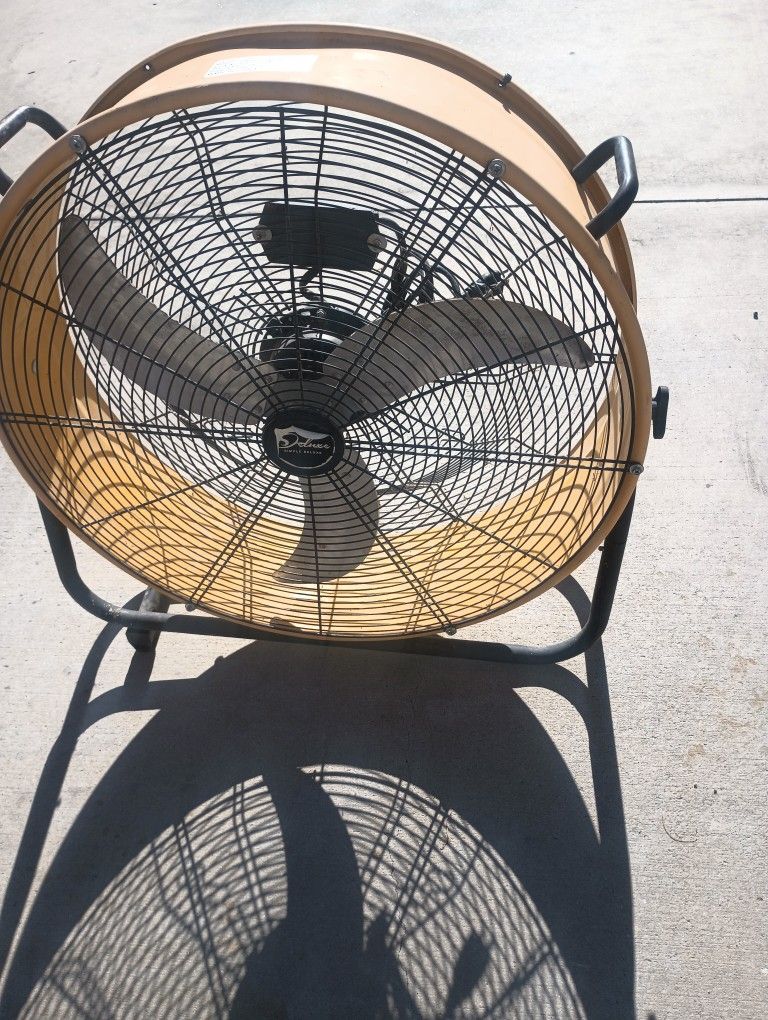 Ventilador De 24"