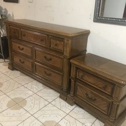 Dresser n night stand only clean