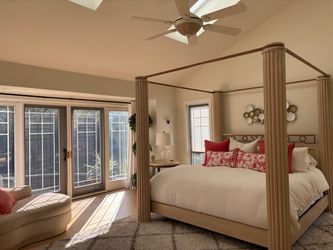 Elegant King Size Bedroom Set
