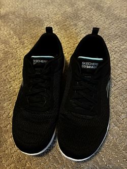 Like New, Sketchers Woman Shoes 