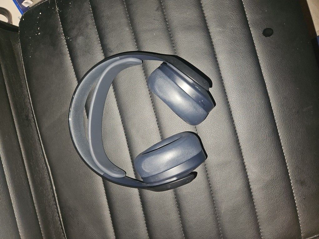 Sony Playstation 3D Pulse Wireless Headphones