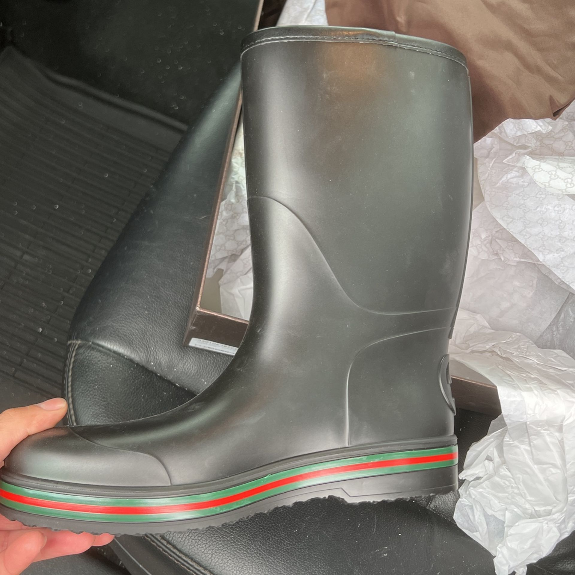 Gucci rain 2024 boots mens