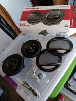 Pioneer Speakers 