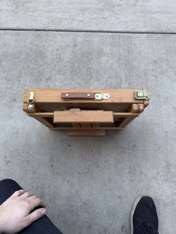 Art Alternative Wood Ravenna Box Table Easel Natural 34” With Drawer