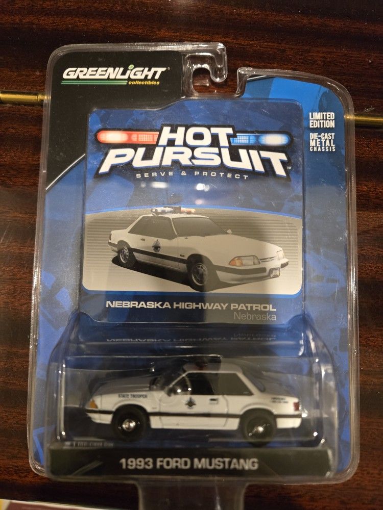 Greenlight Hot Pursuit 1993 Ford Mustang Nebraska Highway Patrol