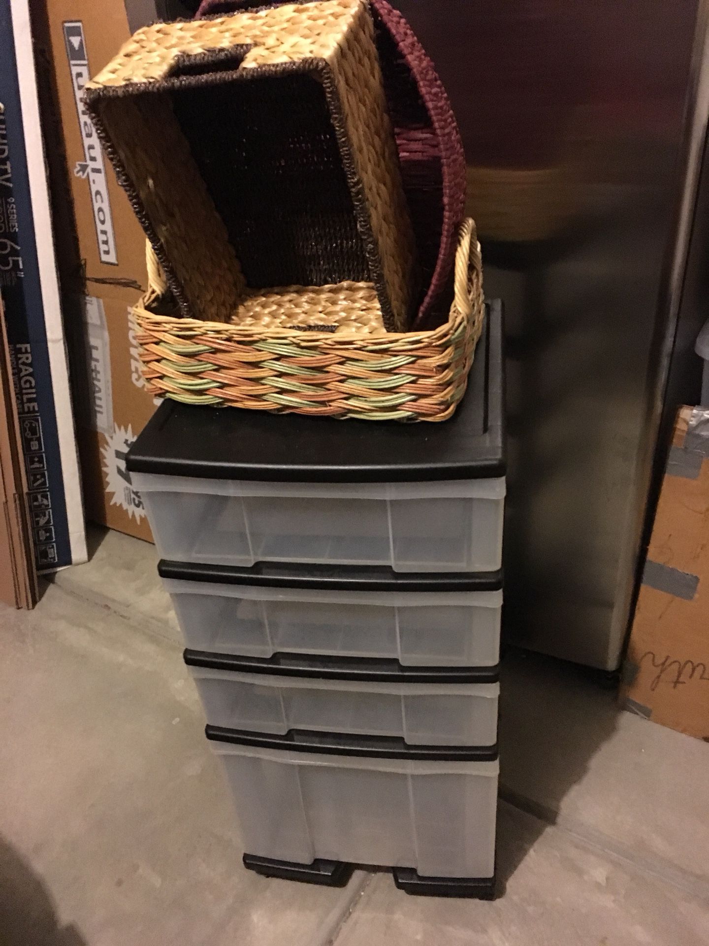 Plastic drawers and baskets $10 for all