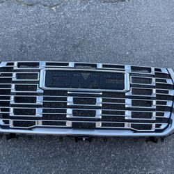 Oem GMC Grille Denali Yukon Sierra 