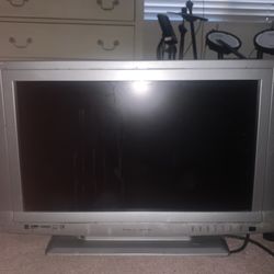 23” Flat Screen Tv W Great Sound