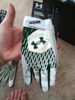Sports gloves