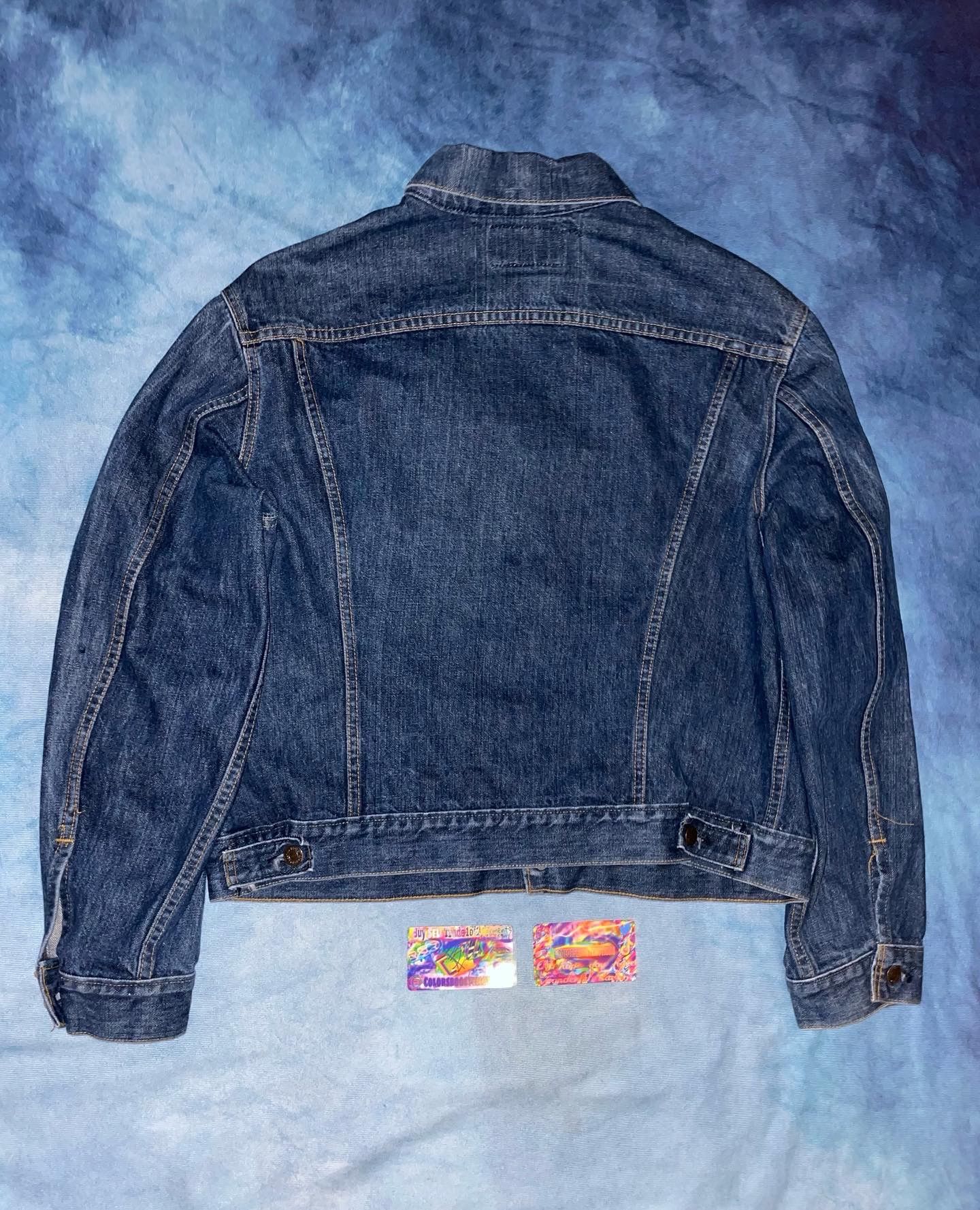 True Vintage 1970s Levi’s Small e Type III Denim Trucker Jacket Coat. Size 46 Medium (24in.x25in.) Price: 129 USD Long Lasting, Navy Blue,