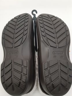 Crocs Classic Blitzen II Fuzz Lined Clog Brand new never been worn for Sale in Norfolk VA OfferUp